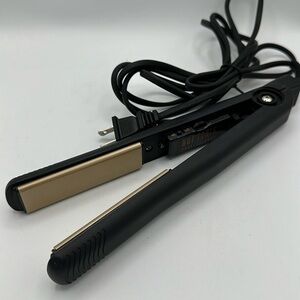 Hot Tools Professional flat iron